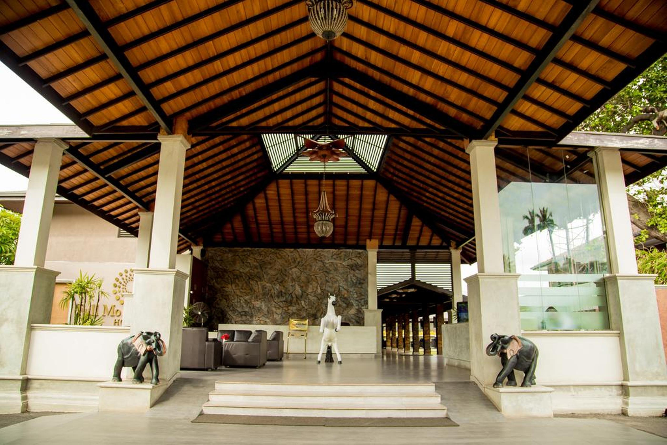 Full Moon Garden Hotel Negombo Exterior photo