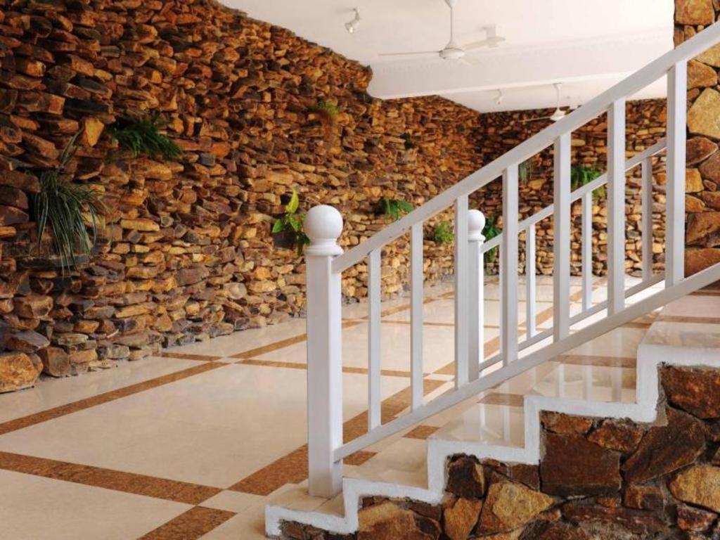 Full Moon Garden Hotel Negombo Exterior photo
