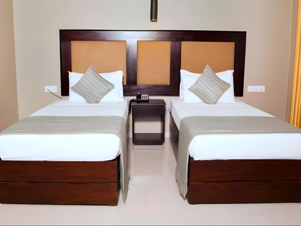 Full Moon Garden Hotel Negombo Exterior photo